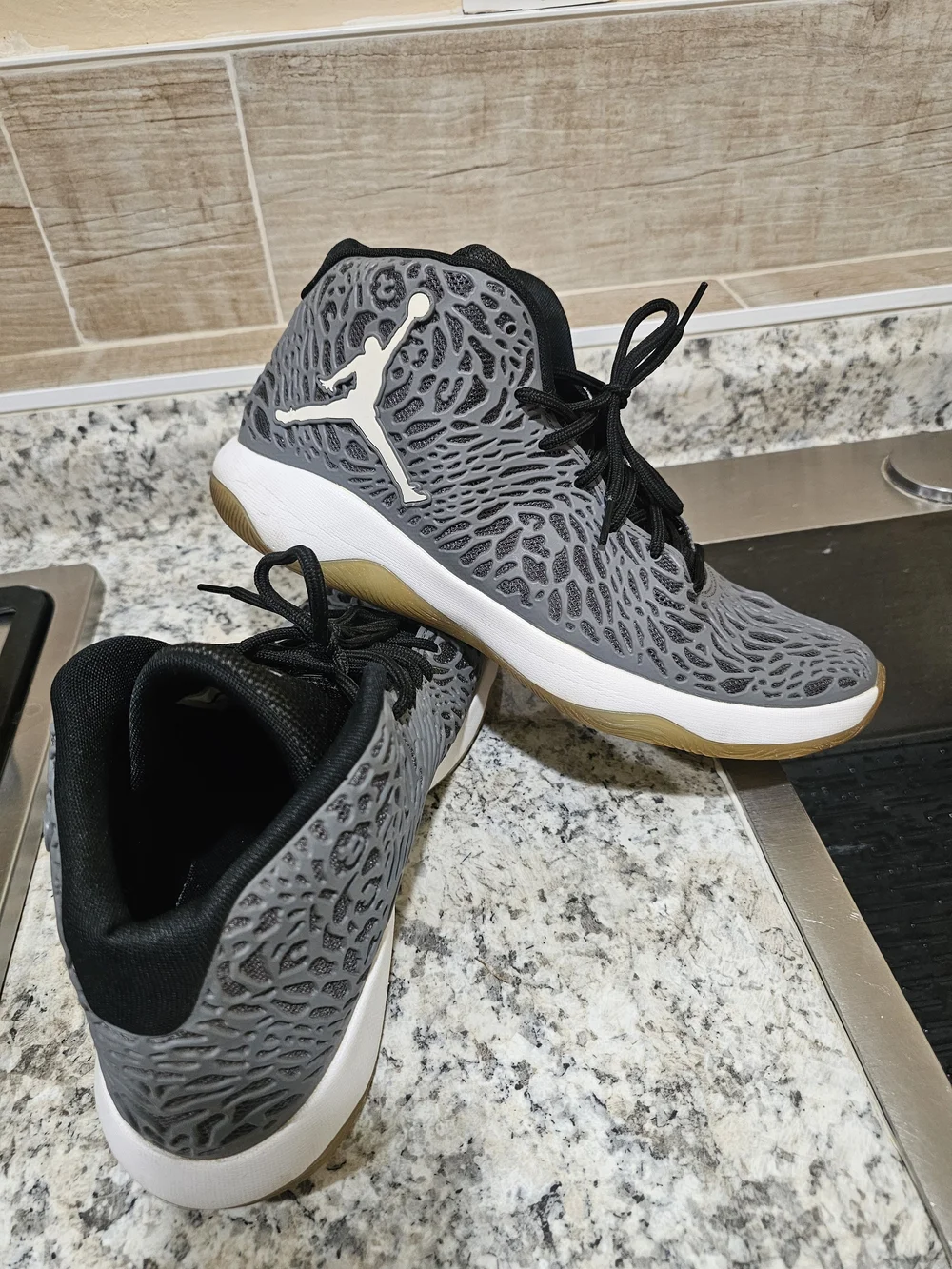 Nike Air Jordan Ultra Fly Cool Grey Men Size US 12 Mid 834268 003